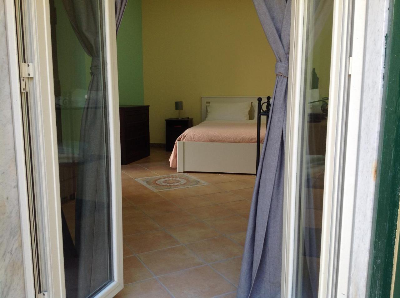 Terrazze Bella Epoque Bed & Breakfast อาชิเรอาเล ภายนอก รูปภาพ