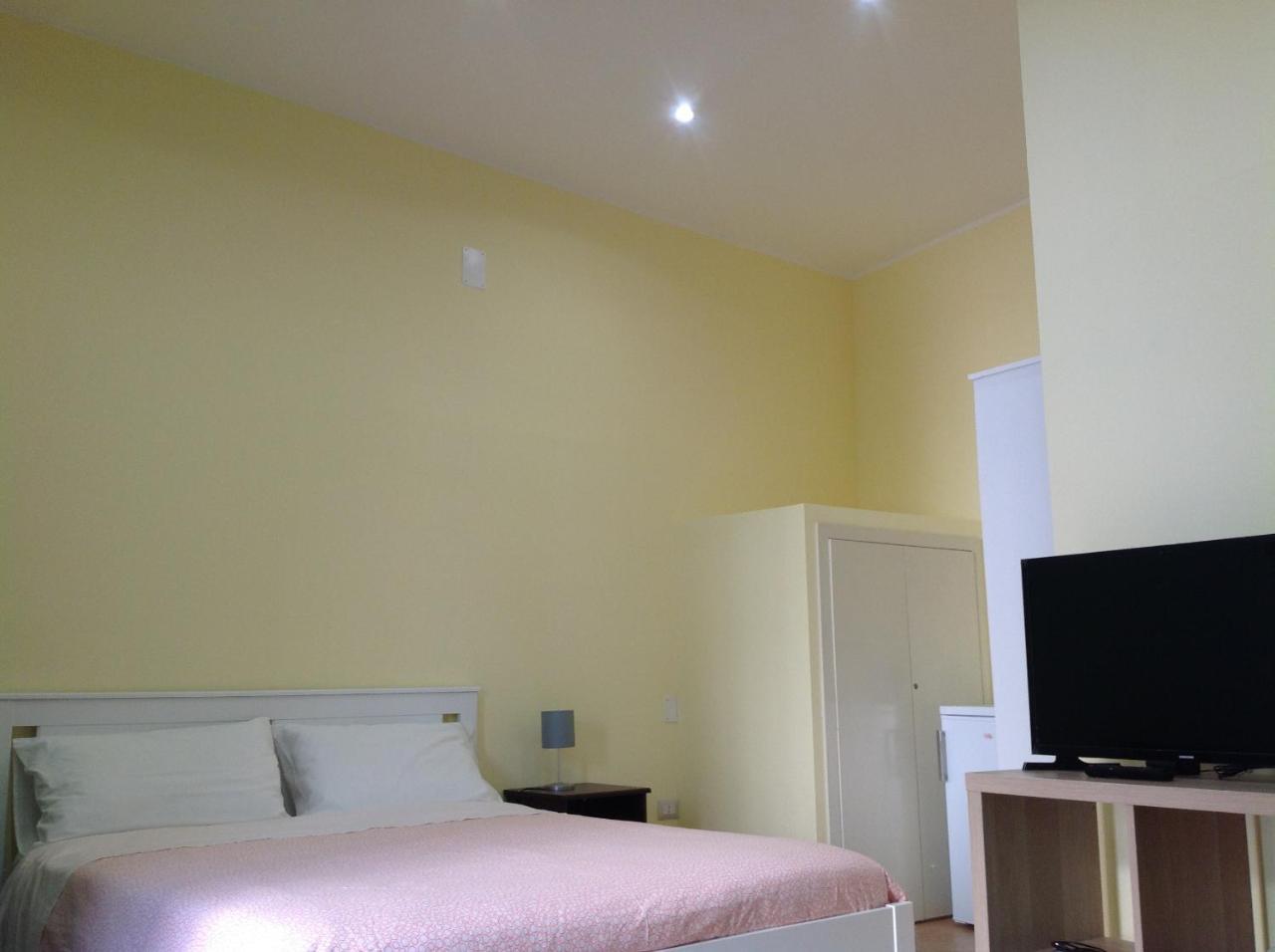 Terrazze Bella Epoque Bed & Breakfast อาชิเรอาเล ภายนอก รูปภาพ